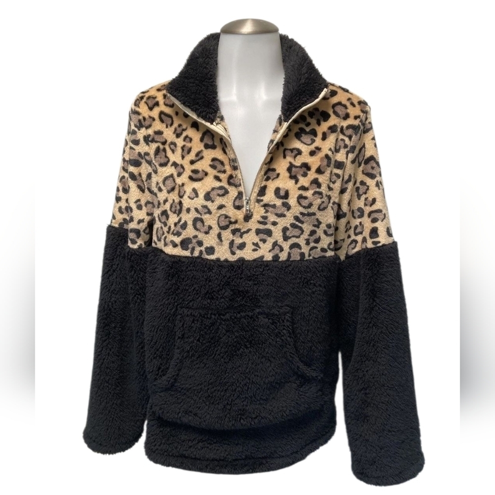 C+D+M Animal Print Fleece - Picture 3 of 6